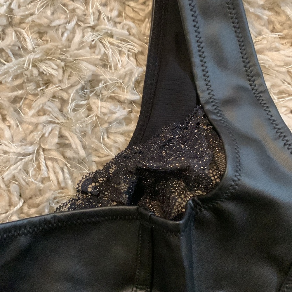 Popilush Shapewear Sculpting Faux Leather Lace Bodysuit - Picture 6 of 9